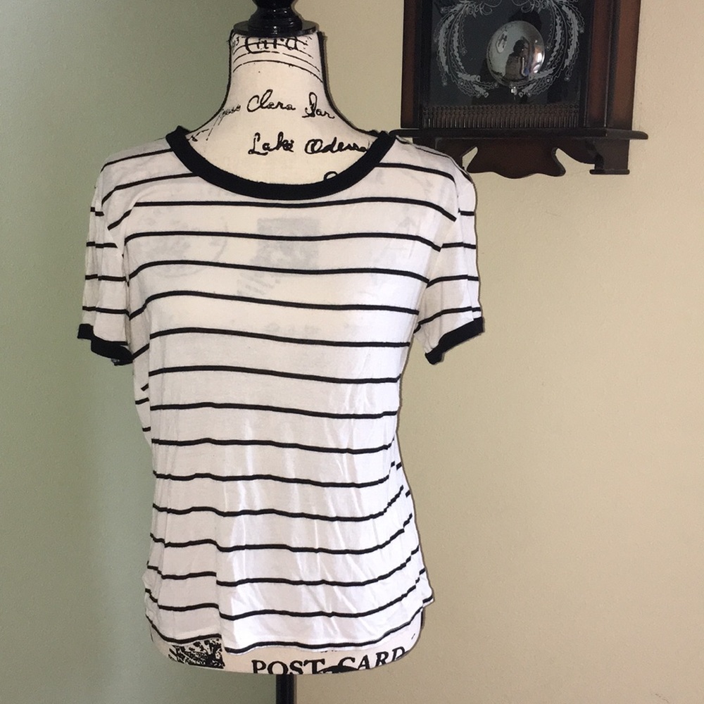 Women’s T shirt